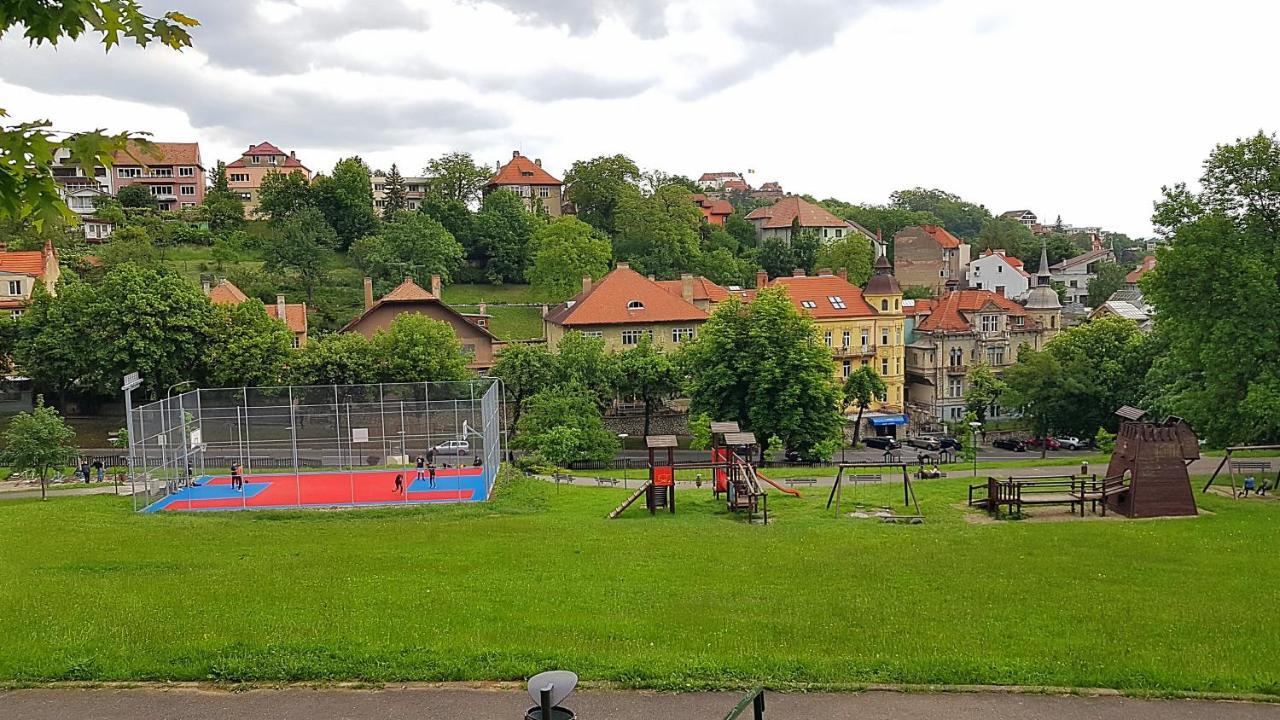 Pif Apart Livada Postei Brasov Exterior photo